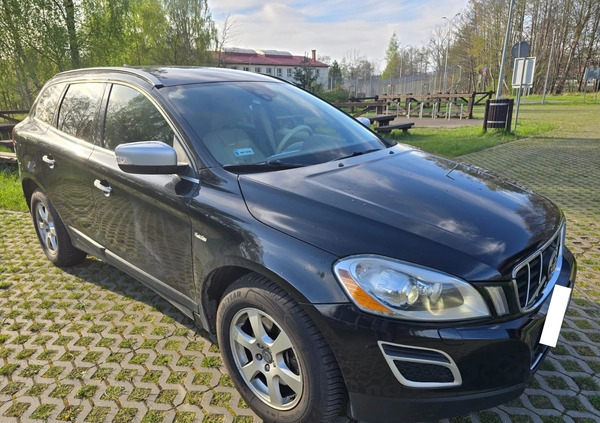 Volvo XC 60 cena 47000 przebieg: 415000, rok produkcji 2013 z Ustka małe 67